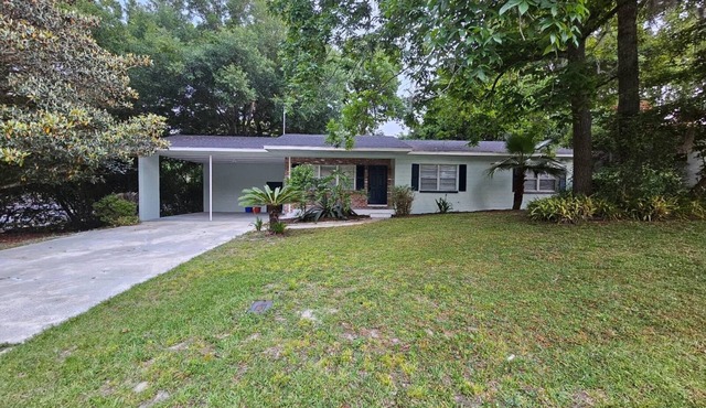 Renovated contemporary home centrally located