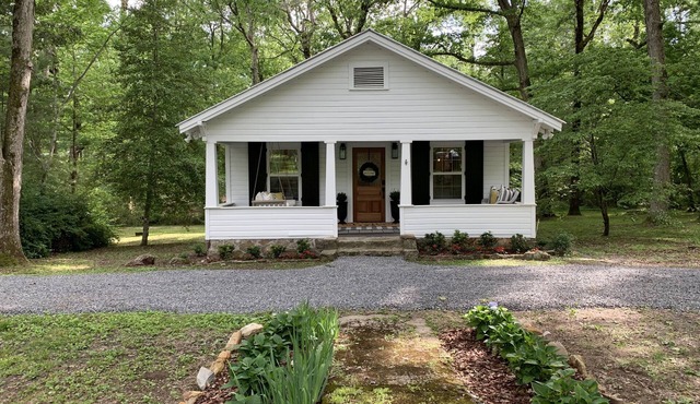 Renovated Cottage - Walk to Downtown Mentone