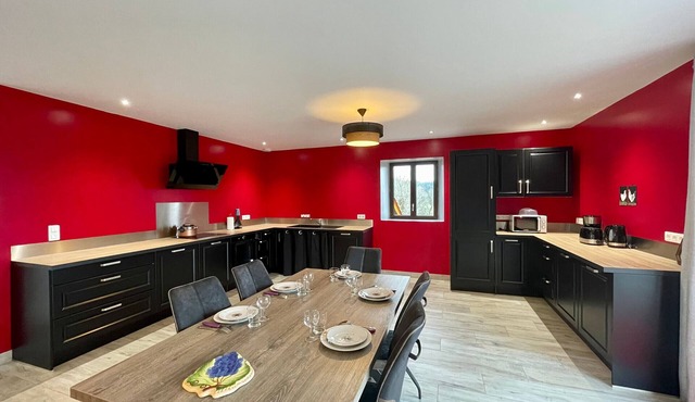 Renovated cottage with covered SPA, nature and tranquility