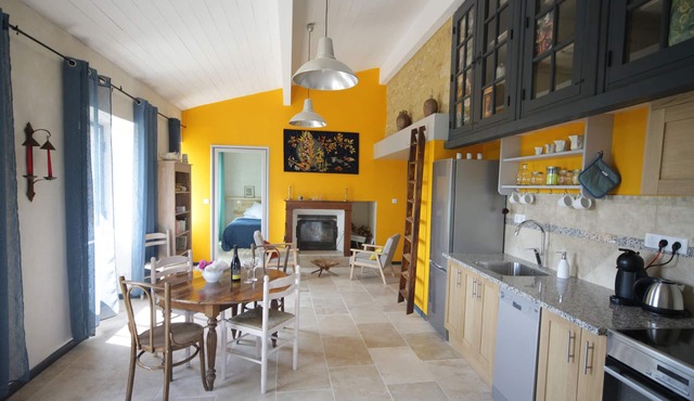 Renovated cottage with private pool