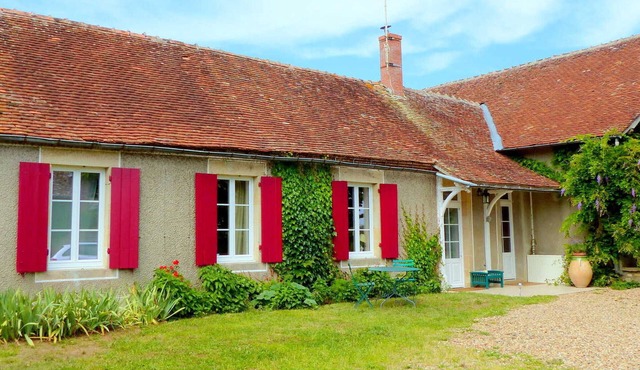 Renovated Country House with Pets and Garden