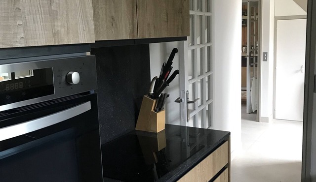 Renovated country property on the banks of the Yonne