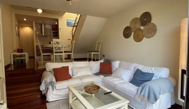 Renovated duplex located on the second line of the sea in the center of Platja d'Aro.