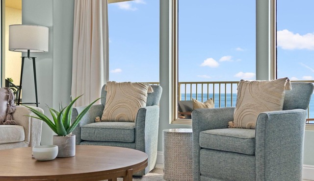 Renovated, Family-Focused Gulf Crest Condo! Miles-long views of the shoreline!