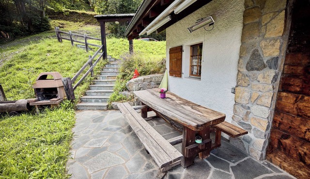 Renovated Family Chalet in Les Masses – Sleeps 6 to 8Located in Les Masses, this recently renovated