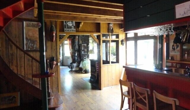 renovated farmhouse .au quiet . 1mn 3mn the town beaches