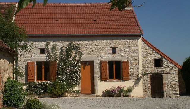 Renovated farmhouse in rural hamlet. Quiet surroundings with private rear garden
