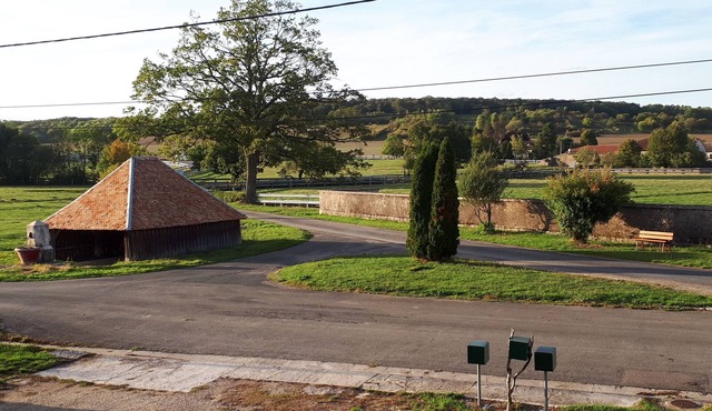 Renovated farmhouse - South Meusien (55)