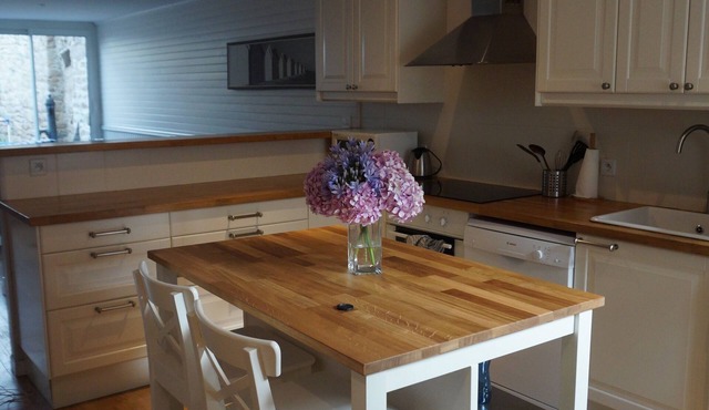 Renovated fisherman's cottage - ideal location - Barfleur