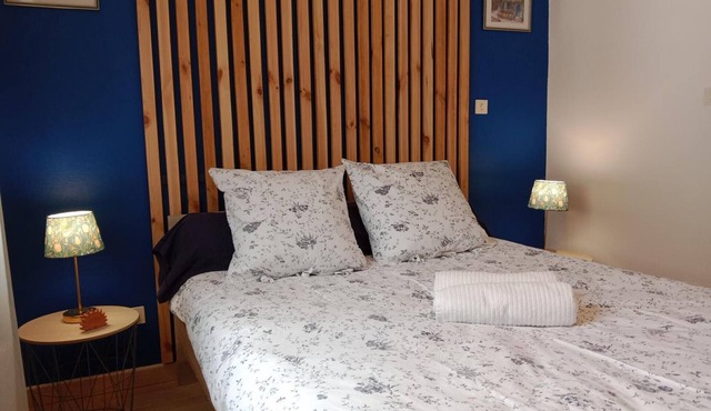 Renovated Home with Modern Comforts, Near Vichy Center, 3 Bedrooms, All-Inclusive Amenities