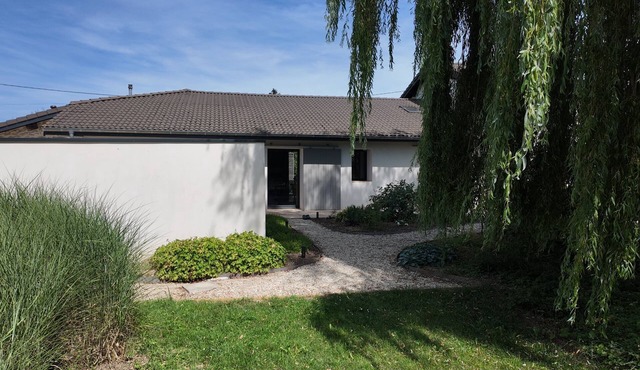 Renovated farmhouse with garden and swimming pool