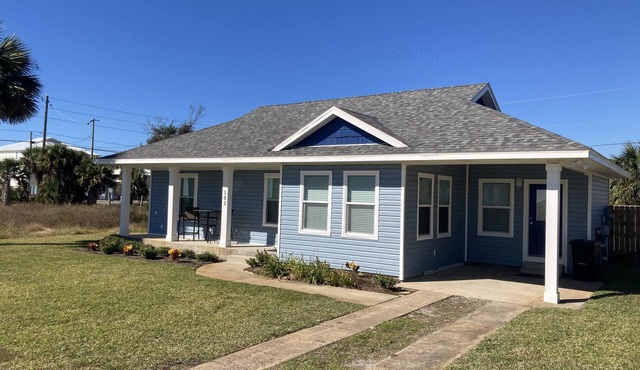 Renovated-Gulf Views-Pet Friendly-Booking Spring and Summer Dates - Great Rates!