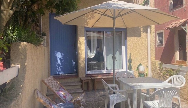 Renovated house near port - 4 guests