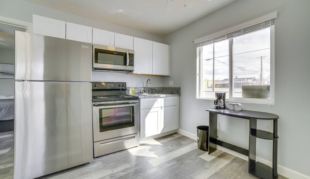Renovated Hawthorne Apartment By Museums & Dining!