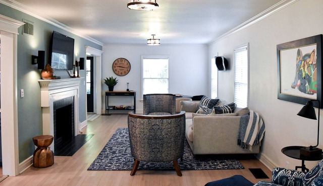 Renovated Historic 5 Bedroom Home Close to OU Campus!