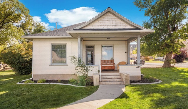 Renovated Historic Manti Home - Sleeps 16+