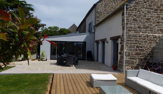 renovated house on the edge of Rance - near Saint-Malo- calm rest comfort guaranteed (s)