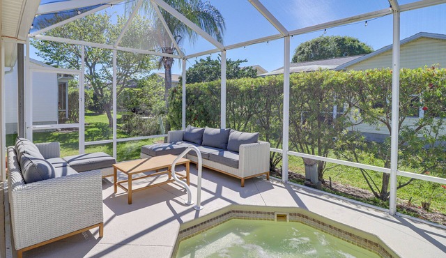 Renovated Home in The Villages w/Lanai, Golf Cart