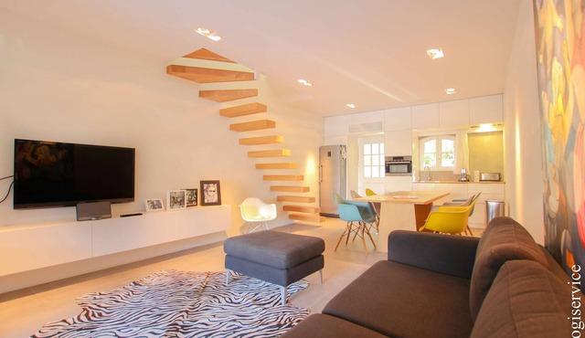 Renovated house 6 persons with a 14 m mooring