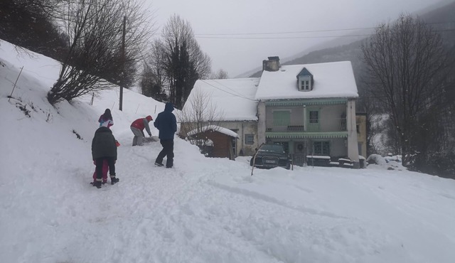 Renovated house, at 925m altitude, near La Mongie ski resort and Payolle lake