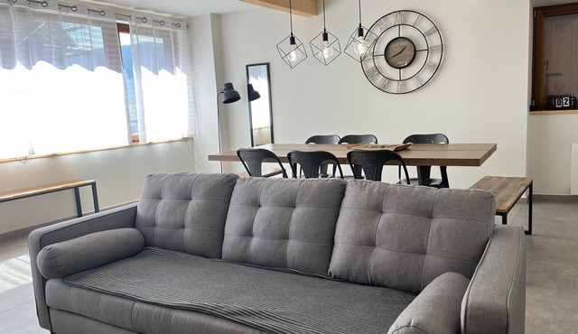 Renovated house 4 bedrooms, 100m² terrace, max 8 people