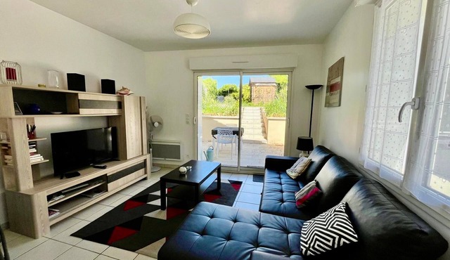 Renovated house with equipped kitchen in La Roche-Posay