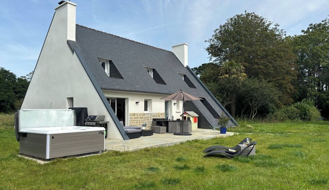 Renovated house near beaches and golf