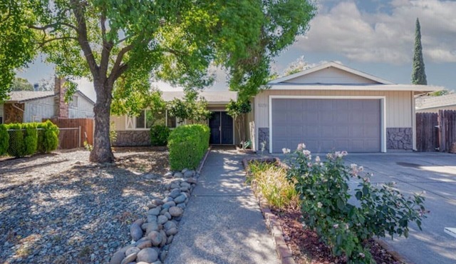 Renovated Interior 4 Bedroom/2 Bath