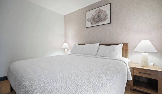 Renovated King Suite