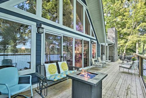 Renovated Lakeside Home with Private Boat Dock!