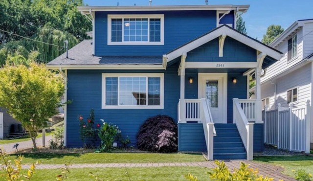 Renovated Magnolia 5 BR Home w/Outdoor Spacen