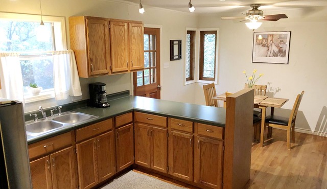 Renovated Midtown Guest House: Private + Spacious