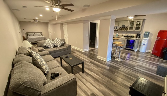 Renovated Mountain Basement Studio Near Wineries Breweries w/Laundry & Fire Pit