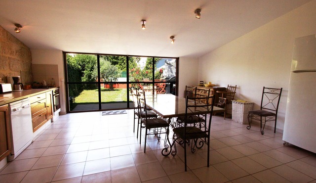 Renovated old house with garden and swimming pool (about 15mn from the beaches)