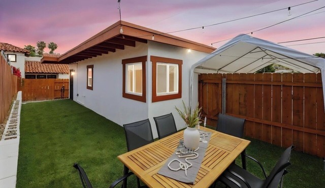 Renovated Old Town Home – Walkable, Private Yard & 2-Car Parking