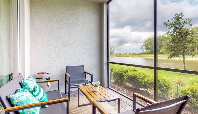 Renovated Pet-Friendly condo - golf, & grill access