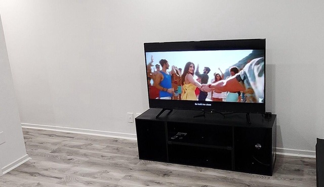 Renovated Private Home: Great Place to Explore MTL