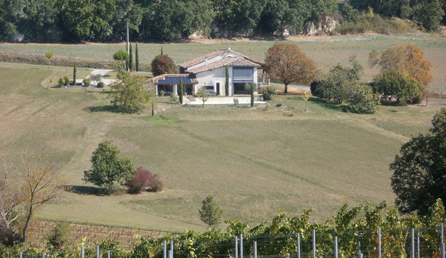 Renovated, quiet house with swimming pool and SPA, in the heart of the Gaillac vineyards
