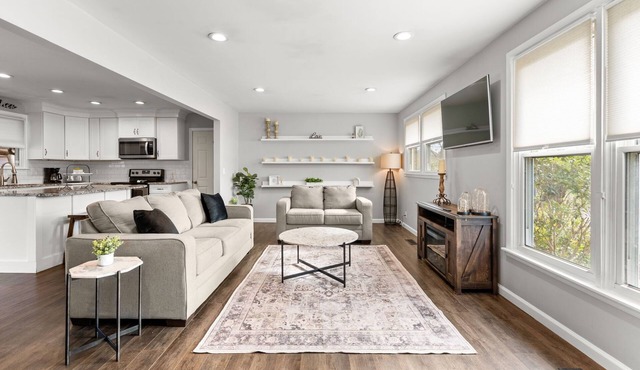 Renovated Ranch + Fenced Back Yard. Pet Friendly!