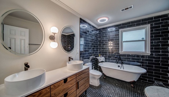 Renovated Ranch House in Walkable Historic Neighborhood