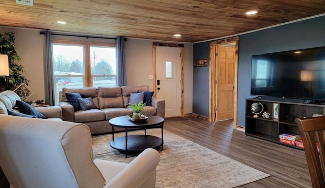 Renovated Rustic Charm! Conveniently located