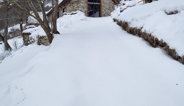 Renovated sheepfold in the heart of the national park near hiking trails
