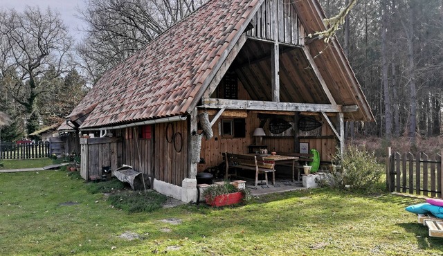 Renovated sheepfold, private Nordic bath, private fenced pool, dogs/cats ok