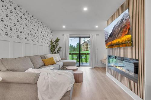 Renovated Ski In Out Condo King Bed Patio Grill