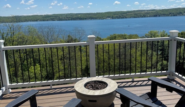 Renovated Spacious Canandaigua Lake House with Hot Tub and Sauna