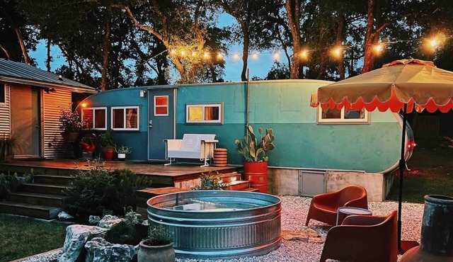 Renovated Spartan + 3 acres + private pool “BB”