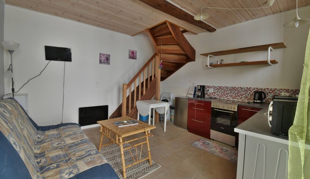 Renovated stone cottage between Carcassonne and Limoux