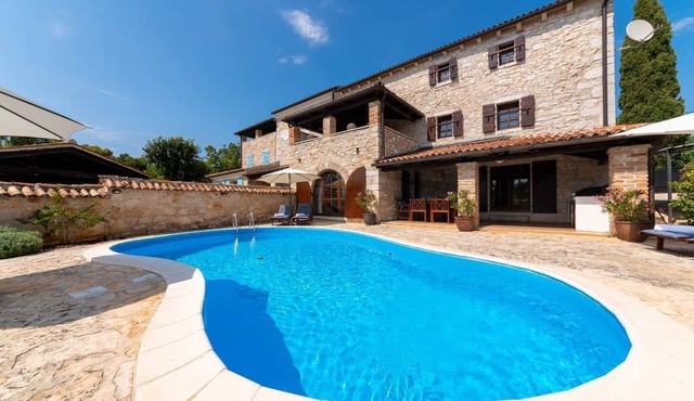 Renovated stone house in Musalez, only 4 km from Porec