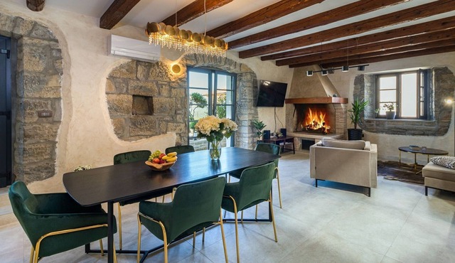 Renovated stone villa with private heated pool in central Istria