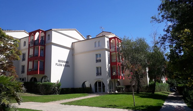 Renovated studio with balcony, pets allowed, wifi, 650m from the spa